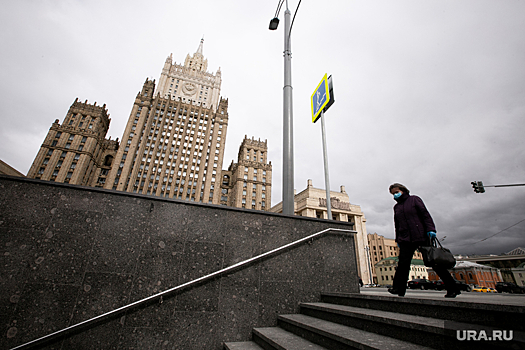 В МИД пообещали Литве ответ за конфискацию российских автомобилей