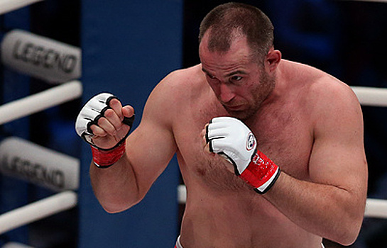 Олейник победил чеха Пешту на турнире UFC Fight Night 103