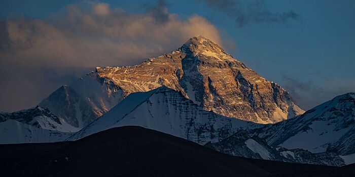 Измерение высоты горы Эверест в Китае осложнилось плохой погодой