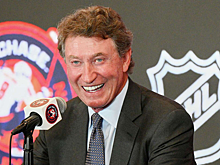 Гретцки о критике за поддержку Трампа: «Я канадец, у меня нет гражданства США. Я не политик, не могу заставить президента не говорить какие-то вещи»