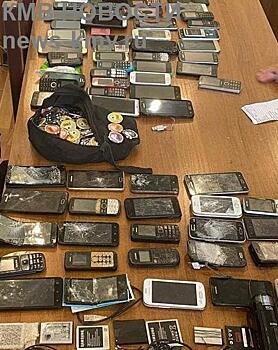 Во владикавказской ИК № 1 нашли 180 телефонов, колюще-режущие и другую запрещёнку