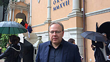 Куратор павильона России в Венеции: здесь говорят "русские всегда удивляют"