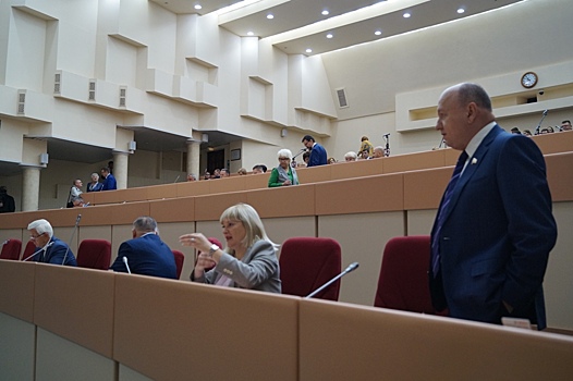 Николай Бондаренко: Мы идем к феодальному строю, когда определенному сословию раздают земли