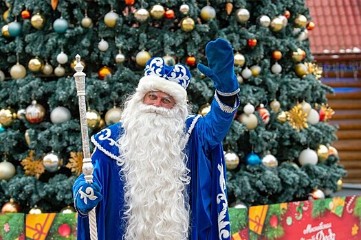 Порядка 10 тысяч писем доставили в московскую усадьбу Деда Мороза