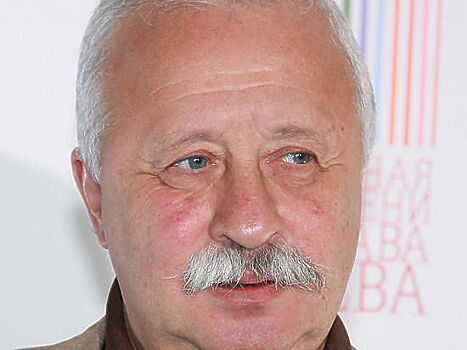 Леонид Якубович написал стихотворное поздравление с Рождеством