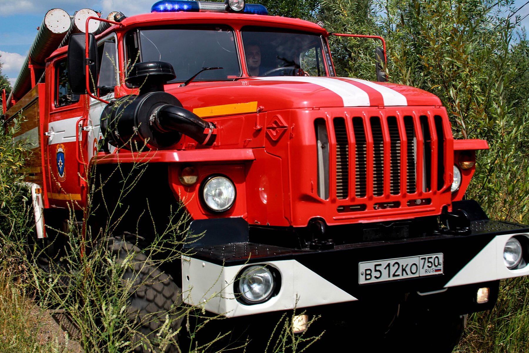 Подмосковье направляет пожарных для помощи в тушении лесных пожаров под Рязанью