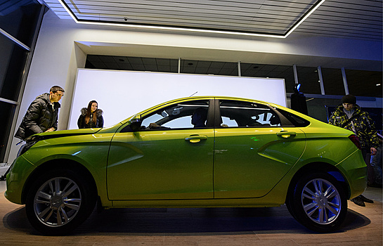 Продажи Lada Vesta CNG начнутся в конце 2016 года