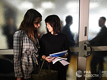 Движение#MeToo в России: в стране проводится кампания в поддержку реформы закона о сексуальных домогательствах