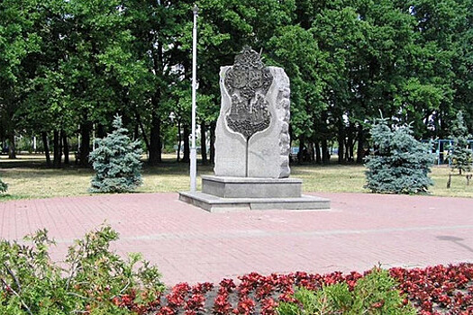 На Украине захотели увидеть памятник "покаяния России" взамен монумента дружбе с Москвой