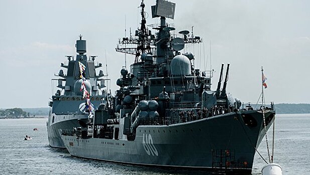 Корабль Балтийского флота зашел в порт Джибути