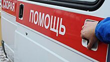 В новой Москве перевернувшийся грузовик перекрыл две полосы Киевского шоссе