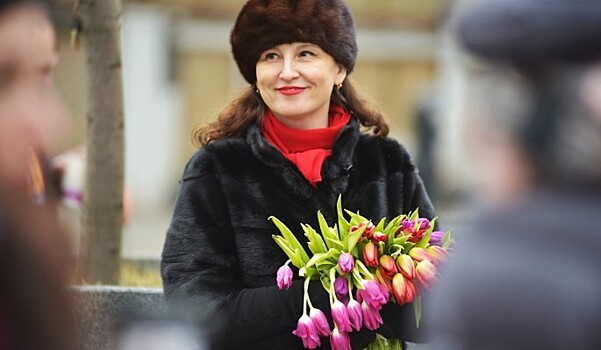Как "Единая Россия" поздравила женщин с 8 Марта