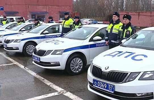 Брянские инспекторы ДПС получили новые машины