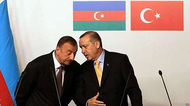 Алиев поздравил Эрдогана с переизбранием