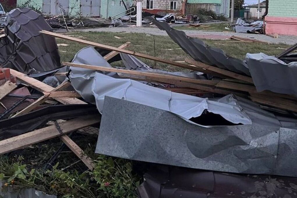 В российской школе обрушилась крыша под ударом стихии