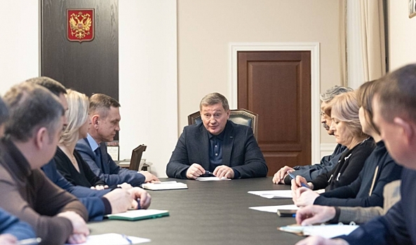 Андрей Бочаров провел с заместителями ночное совещание по безопасности
