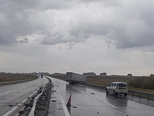 В Новосибирской области грузовик насмерть сбил дорожных рабочих
