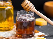 Росстандарт утвердил новый ГОСТ для выявления фальсифицированного меда с растительными сахарами