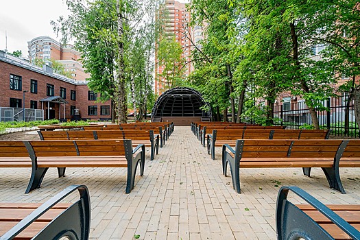 Завершен капитальный ремонт детской музыкальной школы постройки 1960 года в Ломоносовском районе