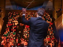 На станции «Деловой центр» прошел концерт в честь Дня оперы