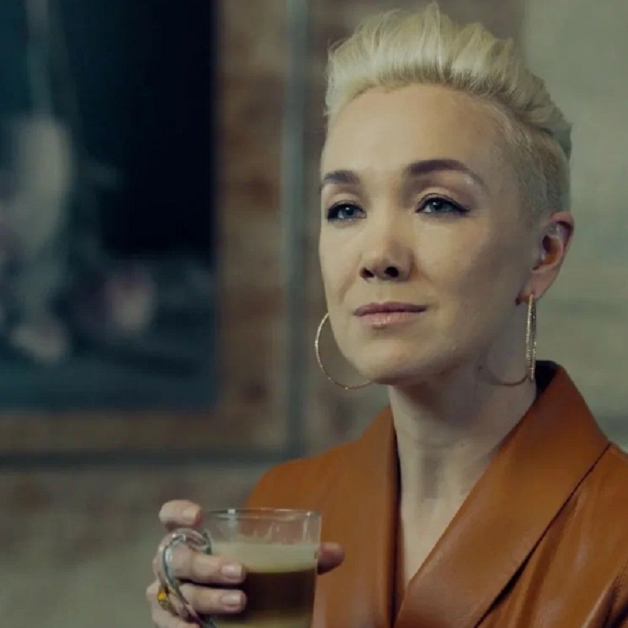 Қыздық перденің жарылуы туралы бейне