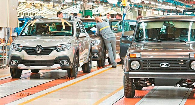 АВТОВАЗ установил в автомобили Lada «дорогой смартфон»