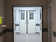 49-летний мужчина и 96-летняя женщина скончались от коронавируса в Новосибирской области