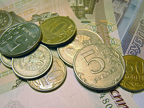 На ПМЭФ порассуждали об оптимальном курсе доллара для экономики