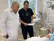 Глава минздрава Карлов провел обход пострадавших при ЧП в Нижнем Тагиле