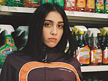 Дочь Мадонны застали в секс-шопе