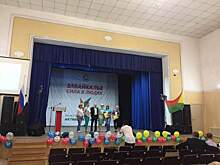 Старшеклассницы встретили участников гражданского форума в Могоче