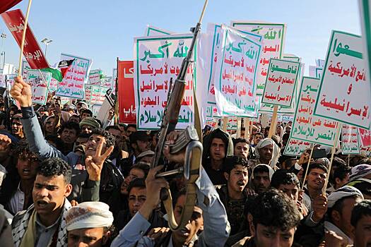 Йеменские повстанцы-хуситы. Беспилотники по нпз саудовской аравии. Повстанцы хуситы йемен. Нефтебаза саудовской аравии. Хуситы в катаре.