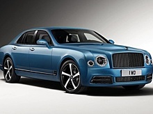 Седан Bentley Flying Spur рассекречен на шпионских снимках