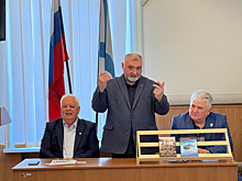 В Морской библиотеке Черноморского флота прошла презентация книг писателя-историка Владимира Шигина и писателя-мариниста Сергея Ниткова