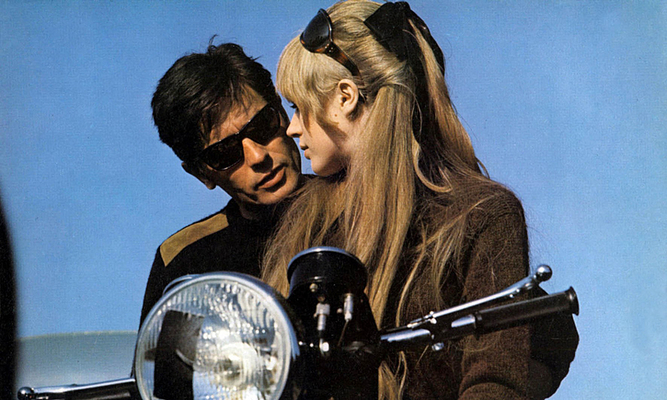 Ален Делон и Марианна Фэйтфул в фильме «Мотоциклистка», 1967 год
