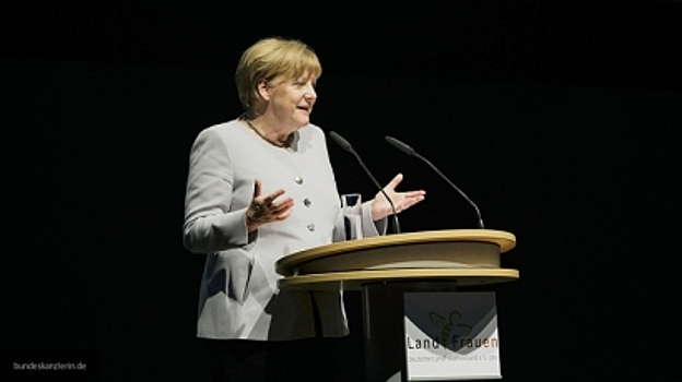 Меркель: миру не удалось наладить отношения с РФ после холодной войны