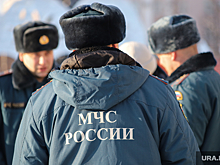 Под Курганом с дороги слетел и перевернулся легковой автомобиль