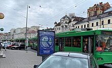 В Казани на улице Пушкина встали троллейбусы