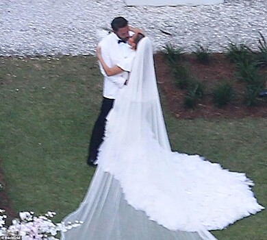 Как прошла свадьба Дженнифер Лопес и Бена Аффлека: смотрим первые фото