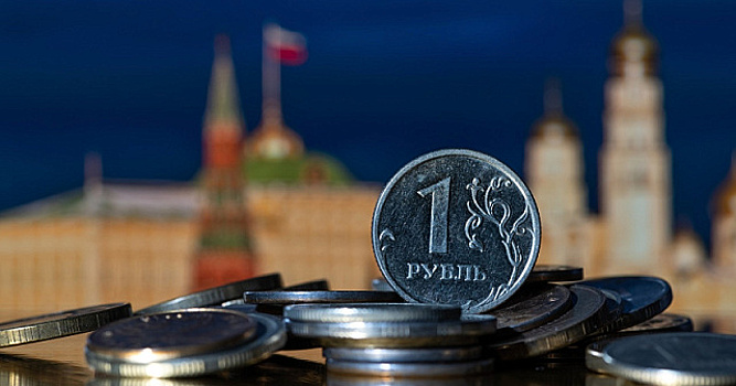 Российская экономика начнет расти во второй половине 2023 года