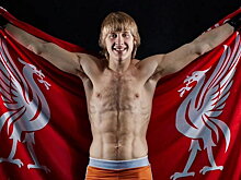 Боец UFC Пимблетт о Тренте: «Змееныш покидает клуб и фанатов, поддерживавших его всю жизнь, чтобы стать винтиком в механизме «Реала». Он мог стать легендой «Ливерпуля», а теперь о нем забудут»