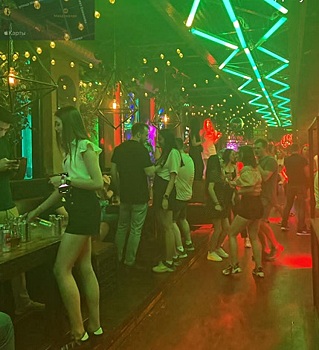 Нарушения антиковидных требований выявили в десяти ночных клубах Ростова