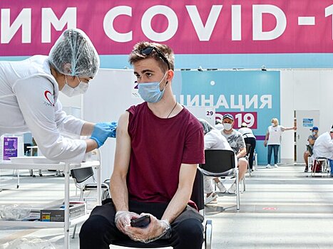 Первым компонентом вакцины от COVID-19 привились более 3,8 млн москвичей