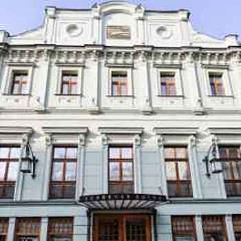 Москвич пришел на спектакль «Идеальный муж» и избил любовника бросившей его жены