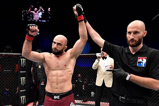 UFC 264: эксклюзивное интервью с Омари Ахмедовым перед боем против Бреда Тавареса