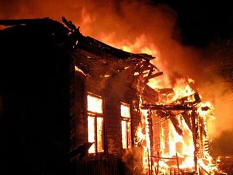 В Башкирии из горящего дома эвакуировали 27 человек, есть пострадавший