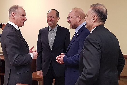Патрушев обсудил с главой парламента Ирана ситуацию вокруг СВПД