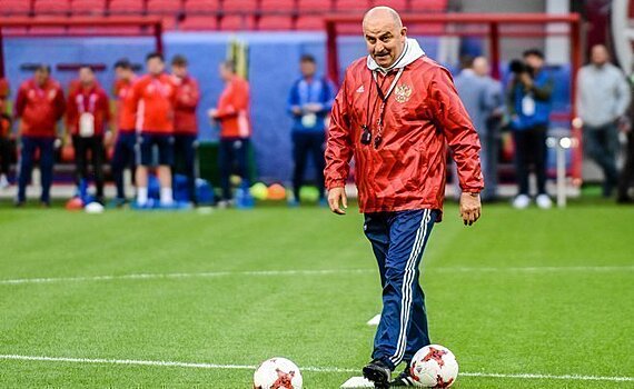 Сборная РФ по футболу осенью проведет контрольные матчи против Швеции и Молдавии