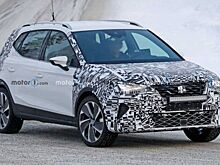 Обновлённая версия Seat Arona попала в объективы журналистов