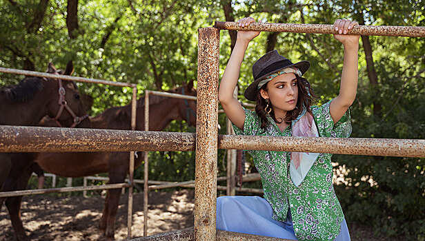 Карты таро и вольная цыганская жизнь в коллекции Medea Maris